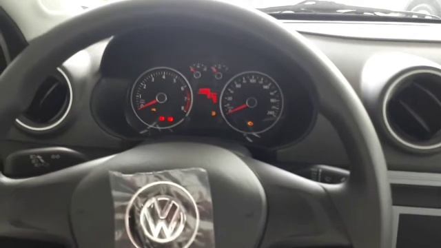 VW Saveiro Robust CD 2018 смотреть онлайн