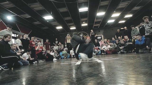 BBOY Judge DEMO ↔ Shahmatist ↔ Dont Mind Flavour Jam 2020 #dmfJAM #bmvideo смотреть онлайн