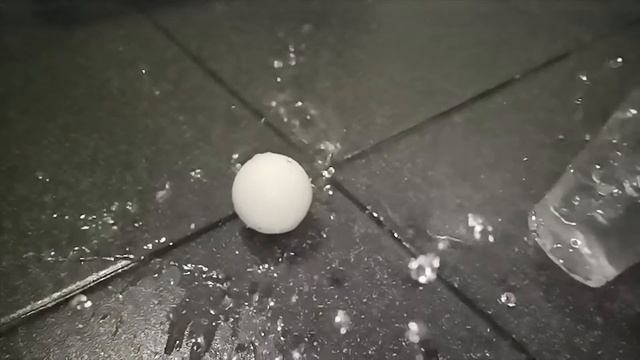 Эксперимент Шарик и стаканчик slow mo смотреть онлайн