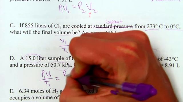 How to Choose the Correct Equation to Solve Gas Law Problems смотреть онлайн