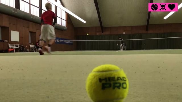 Louis Pacser Vorhand - Tennis Boom 02 смотреть онлайн