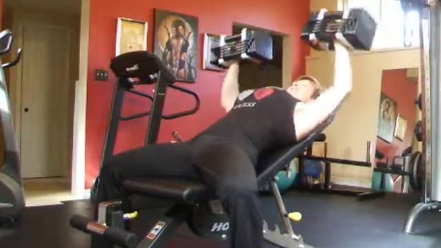 Krista Schaus 55 lbs x 9 DB Chest Press Slight Incline Pronated Grip смотреть онлайн