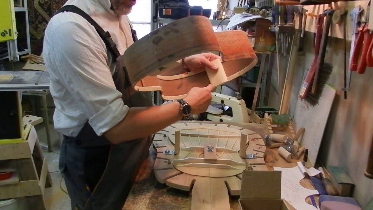 Сборка корпуса классической гитары. смотреть онлайн