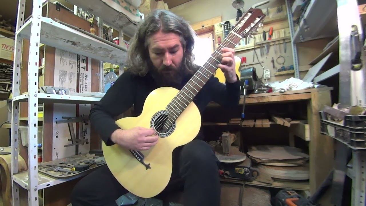 Звучание палисандрового Шерцера мастера Антона Хорина. "Итальянская песня", Сихра. Исп. А. Тонких смотреть онлайн