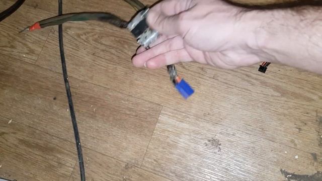 МОЩНЫЕ ДИОДЫ 100а. 100BGQ015. ПУСКОВОЕ УСТРОЙСТВО своими руками. Из lipo аккумулятора, Блока питани смотреть онлайн