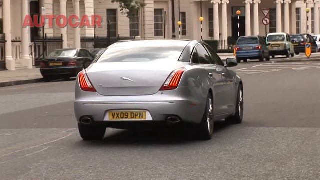 Jaguar XJ on the road - Autocar.co.uk смотреть онлайн