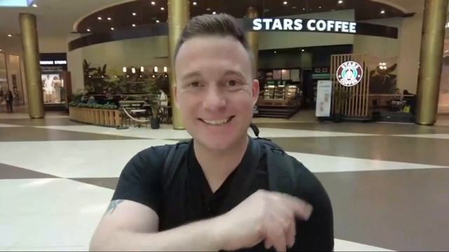 "Starscoffee" in Moscow, which doesn't look like starbucks at all. смотреть онлайн