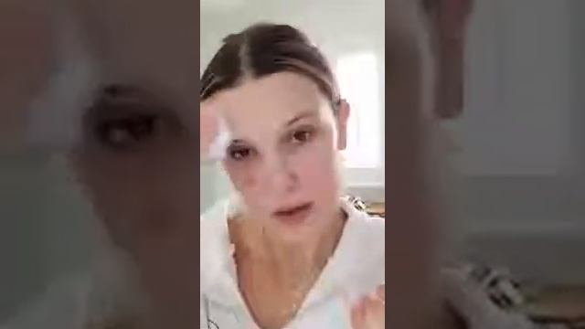 Full Skin Care Routine with Millie Bobby Brown | beauty Bay | #Florence by millis смотреть онлайн