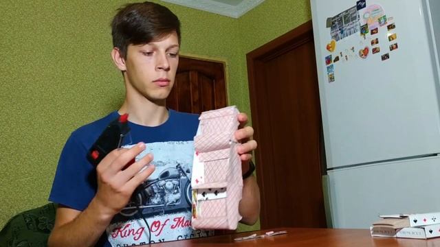 Мерседес Родстер из игральных карт смотреть онлайн