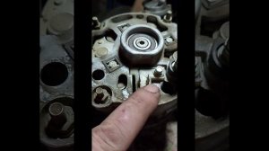 Почему нет зарядки на аккумулятор УАЗика