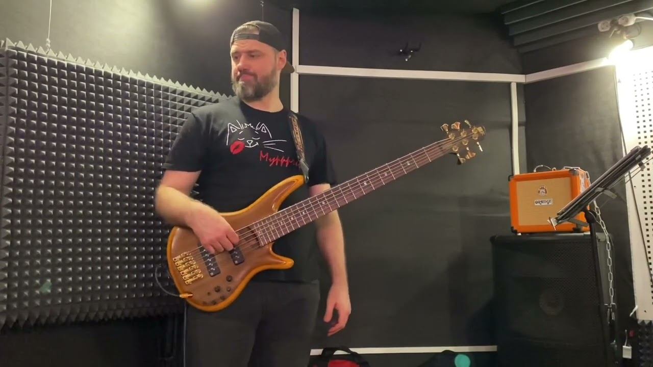 “Let’s get loud” смотреть онлайн