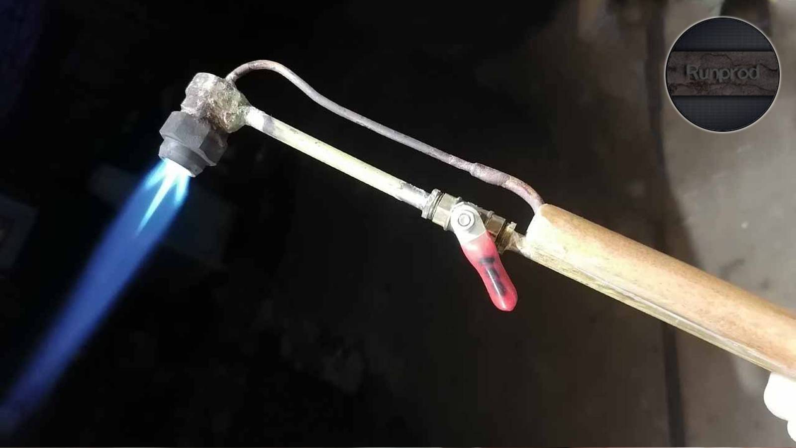 Простая бензиновая горелка для пайки своими руками смотреть онлайн