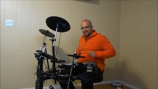 2 Minute Drum Lessons (16th Note Triplets On Snare Drum) смотреть онлайн