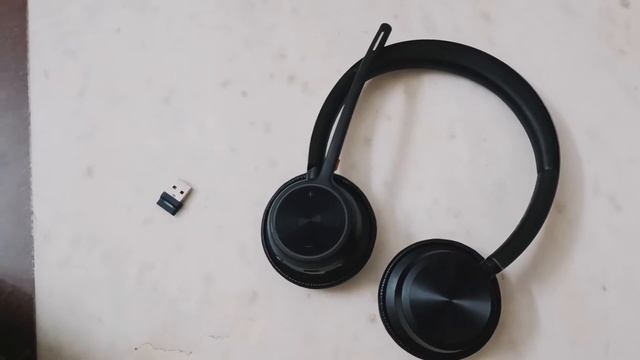 Poly Voyager 4320 UC Headset Review