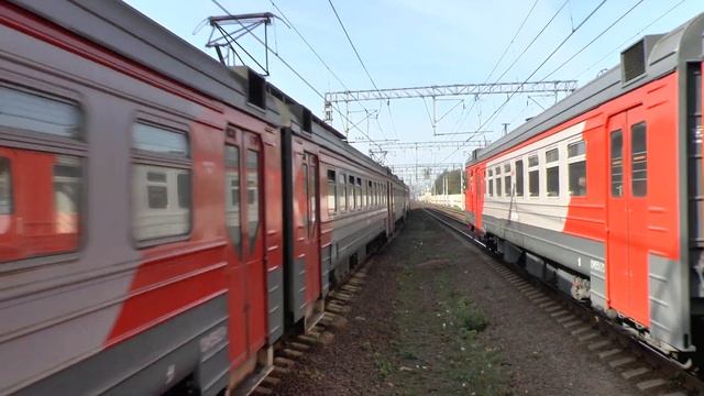 Электропоезда ЭД4м-0347 и ЭД4м-0328 смотреть онлайн