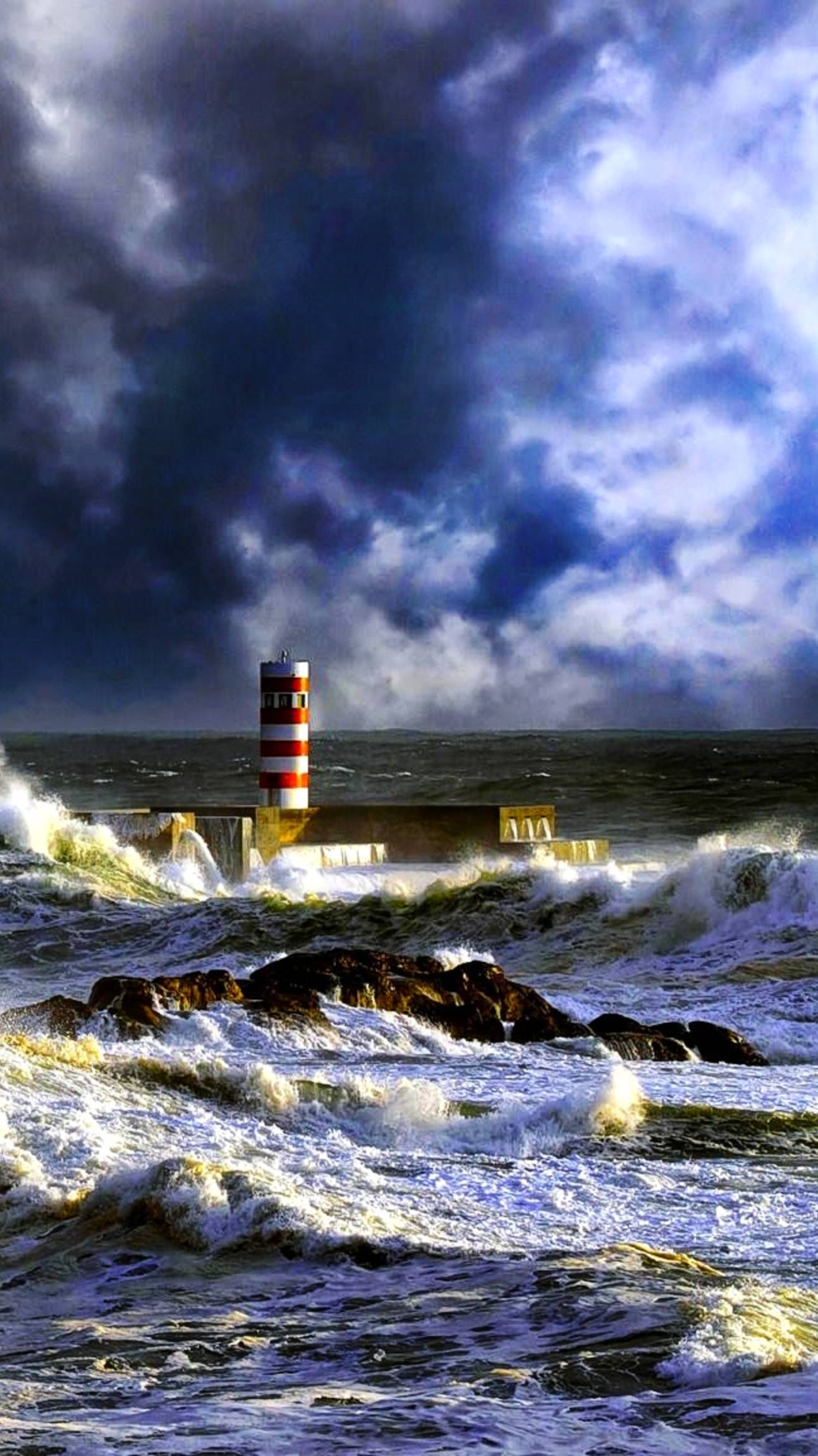 Штормит смотреть онлайн