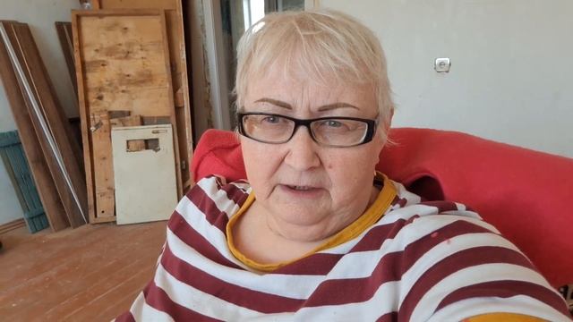 Чё-то я уставши... как говориться время вечер, а мы не евши... смотреть онлайн