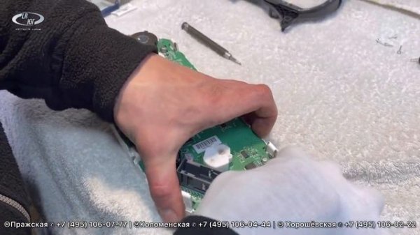 Jaguar XF не горит стрелка тахометра. Ремонт приборной панели