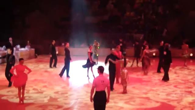 Осенняя Москва 2016 Профессионалы Четверть 2 заход смотреть онлайн