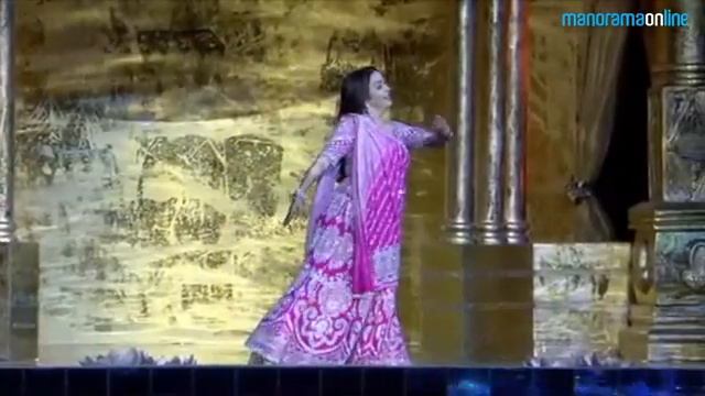 Nita Ambani’s special performance at Akash Ambani - Shloka Mehta Wedding | Baraat, Mukesh Ambani смотреть онлайн