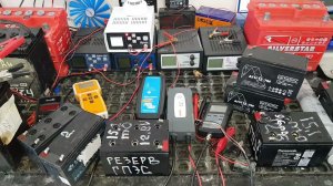 Внутреннее сопротивление АКБ  AGM  7 Ач =  19 mOm Для китайских AGM =    20 - 25 mOm