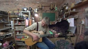 Обзор мануш-гитары с эфами мастера Антона Хорина.