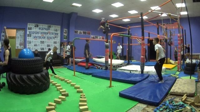 НаРодная ГимнАсТиКа 1071-3 в Клубе Воздушно-Силовой Атлетики. СКК "Вместе" смотреть онлайн