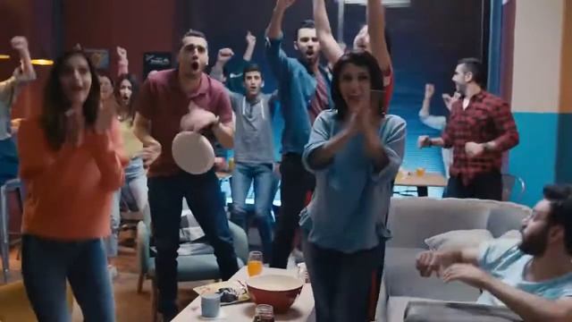Laura Abou Rjeily - Lays Chipsy TVC смотреть онлайн