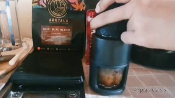 Iced Coffee Latte with Staresso SP-200 manual Espresso Maker