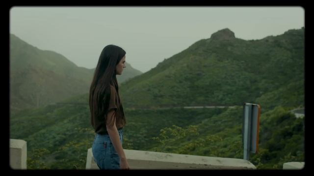 Valeria Stoica - Gravity смотреть онлайн