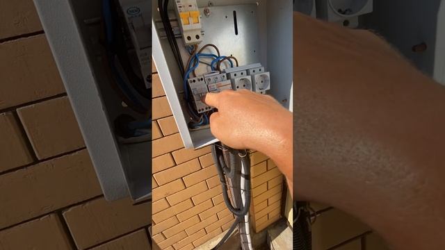 Как я подключил электрогенератор к дому подробнее смотреть онлайн