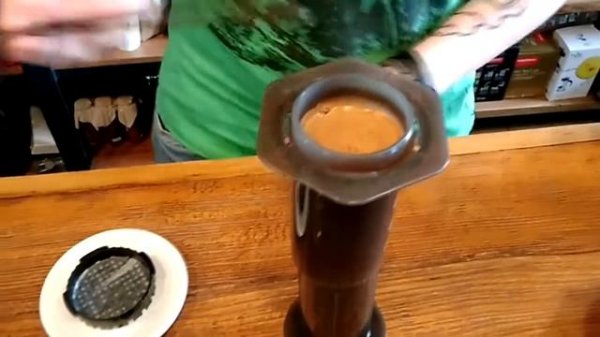 Лаборатория кофе. Как готовить в аэропрессе.