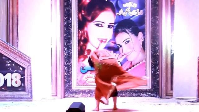 Meda Meda Tawega | Nina Khan | Maham Ali | Musical Night | Desi Mujra смотреть онлайн
