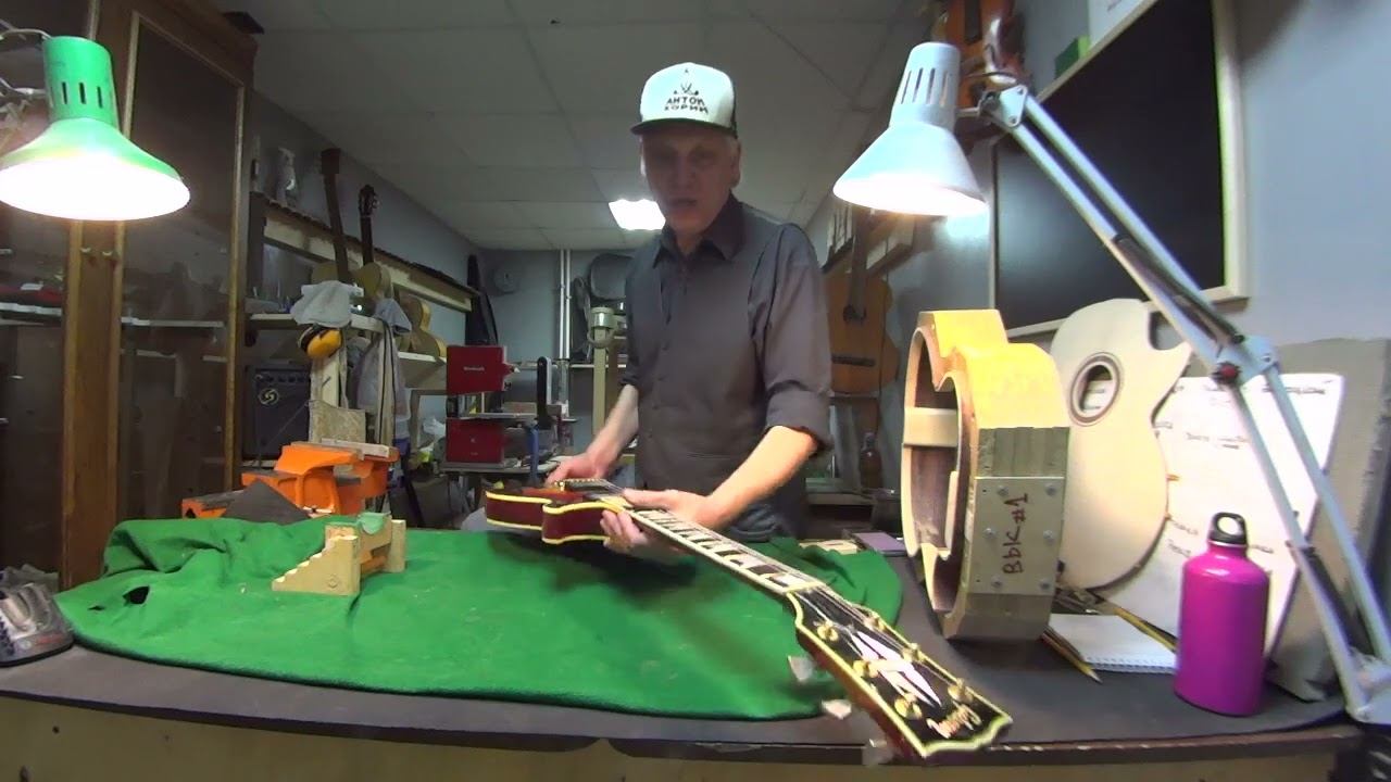 Обзор винтажного Gibson Les Paul Custom 1971 г. и рассказ про 
