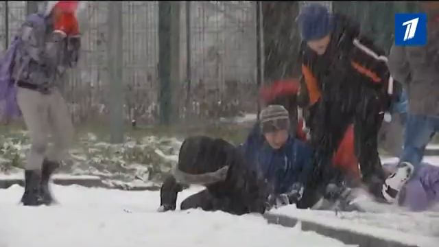 Осторожнее на дорогах - возможно обледенение и усиление осадков смотреть онлайн