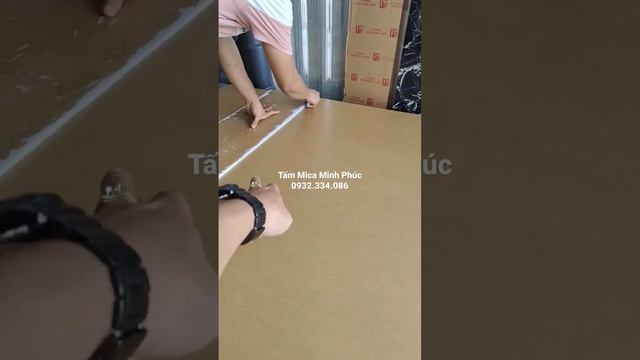 Cắt tấm mica đơn giản hơn khi dùng dao cắt mica, Liên hệ Mica Minh Phúc để được tư vấn 0932.334.086 смотреть онлайн