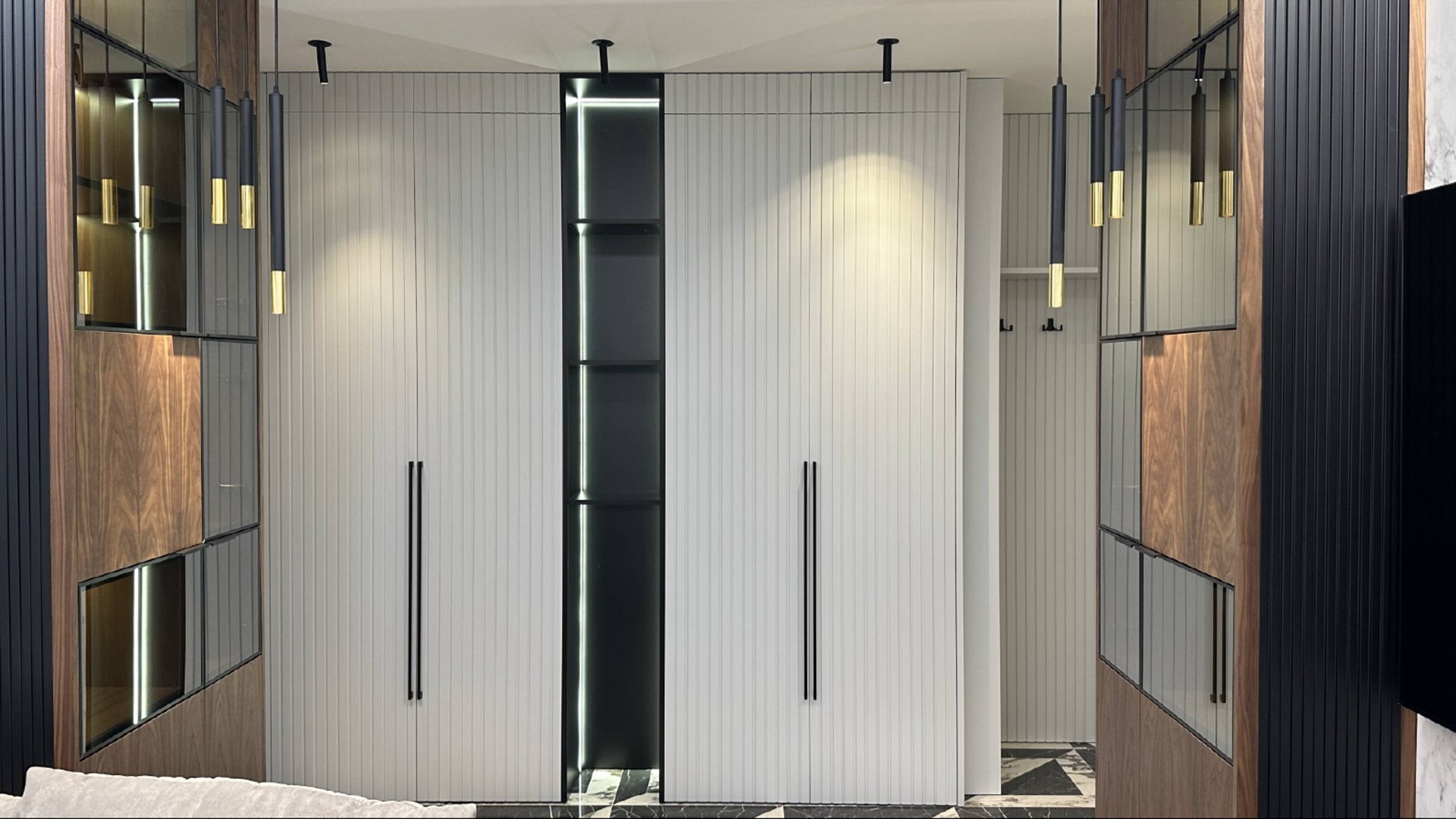 🔥РАСПАШНОЙ ШКАФ В ПРИХОЖУЮ🔥 смотреть онлайн