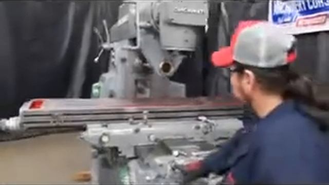 Cincinnati #3HD Horizontal Mill смотреть онлайн