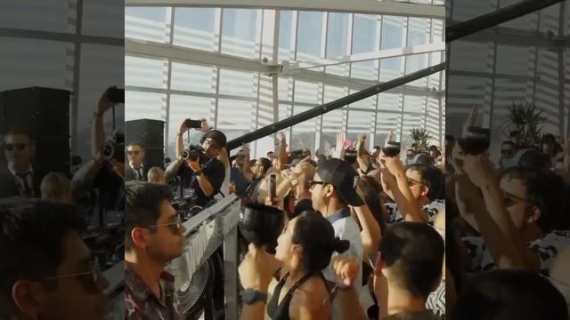 "Colyn" Live At Under Ground Party || Around, Sky Costanera, Santiago, Chile смотреть онлайн