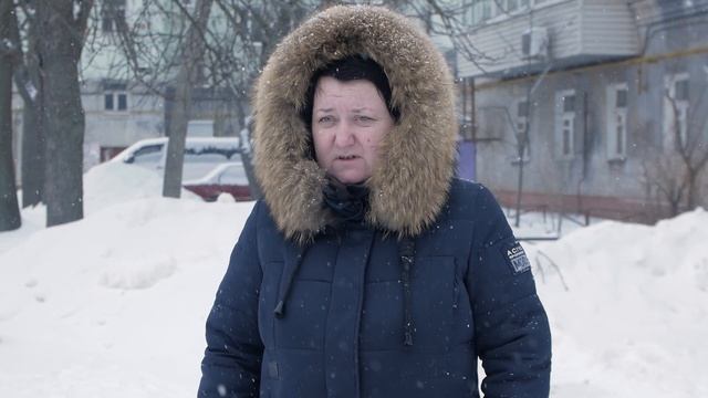 Шостка: Важливо (репортаж) - 24 лютого. У Шостці прибирають бурульки з дахів житлових будинків