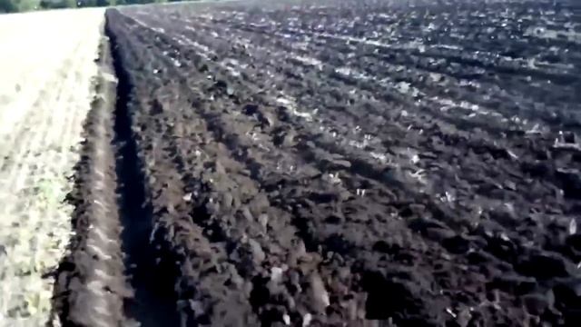 Вспашка оборотным плугом Оптикон Мастер А3 смотреть онлайн
