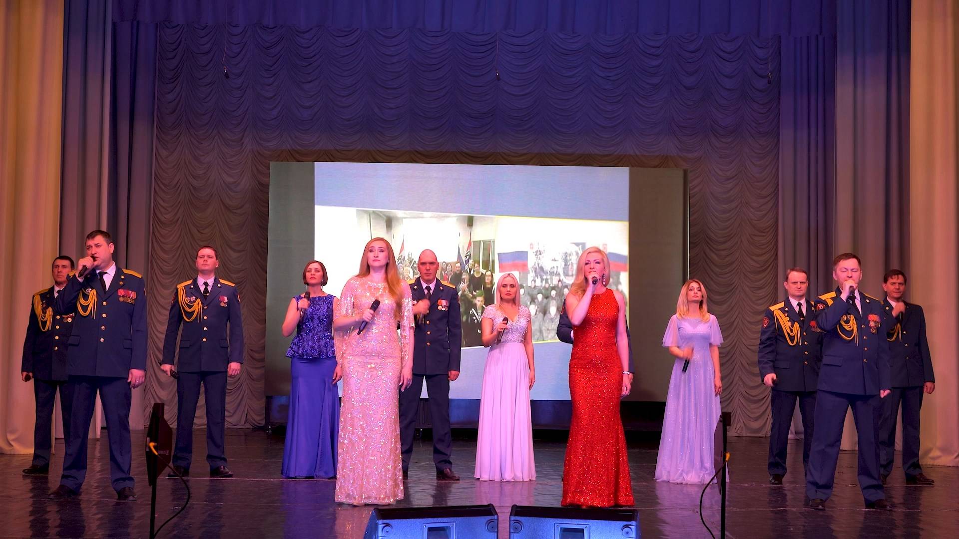 ДК Горького 17.04.23 Пасхальный концерт с участием  Ансамбля песни и пляски Сибирского округа ВНГ РФ