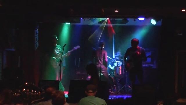 Distorsion - NEO en vivo смотреть онлайн