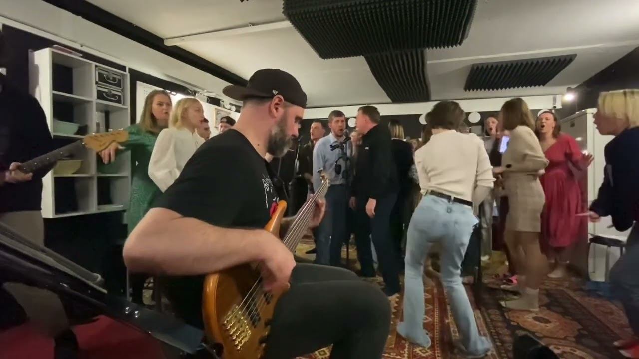 «Ты-ты-ты» смотреть онлайн