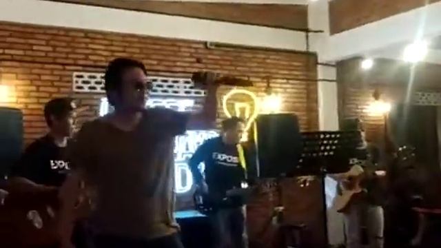 Grand opening @ex_posecoffee.id Subang with KiTAband feat Richie 5minutes смотреть онлайн