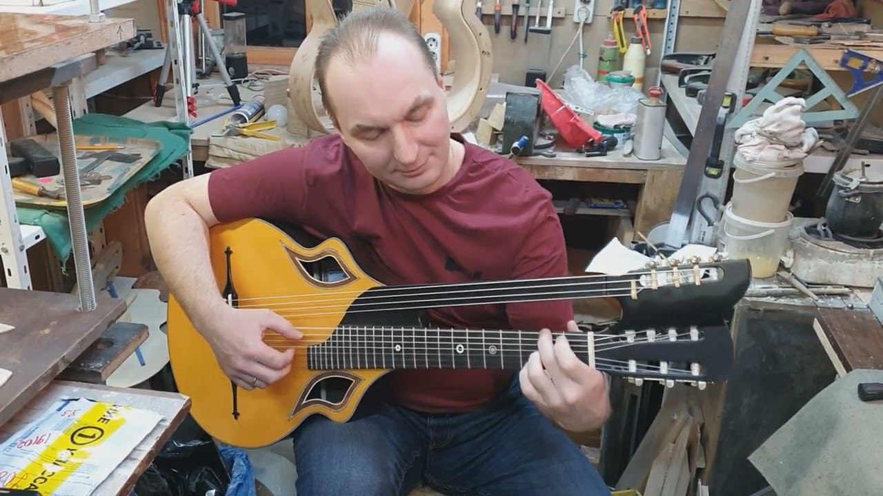 Евгений Рыжов в мастерской Антона Хорина. Тест двухгрифной гитары по мотивам Ерошкина-Пасербского. смотреть онлайн