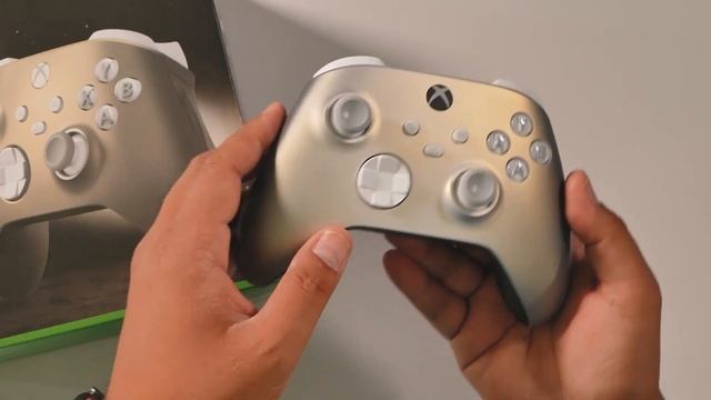 Lunar Shift Xbox Controller Unboxing смотреть онлайн