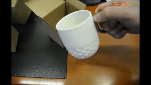 Керамическая чашка "Starbucks Gold" белая смотреть онлайн