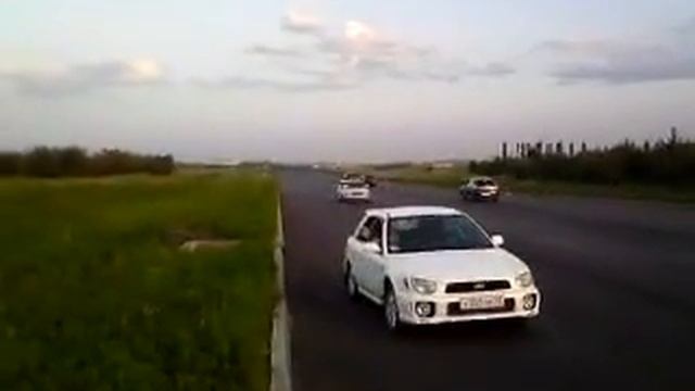 Airtrek TD05 vs Porshe Cayenne 4.8l смотреть онлайн