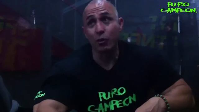 Tip de Campeon por Omar Renteria смотреть онлайн